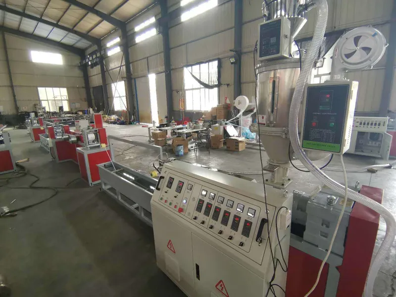 DÂY CHUYỀN SẢN XUẤT NẸP CẦU MŨI NHỰA PE/PE PLASTIC NOSE BRIDGE PRODUCTION LINE